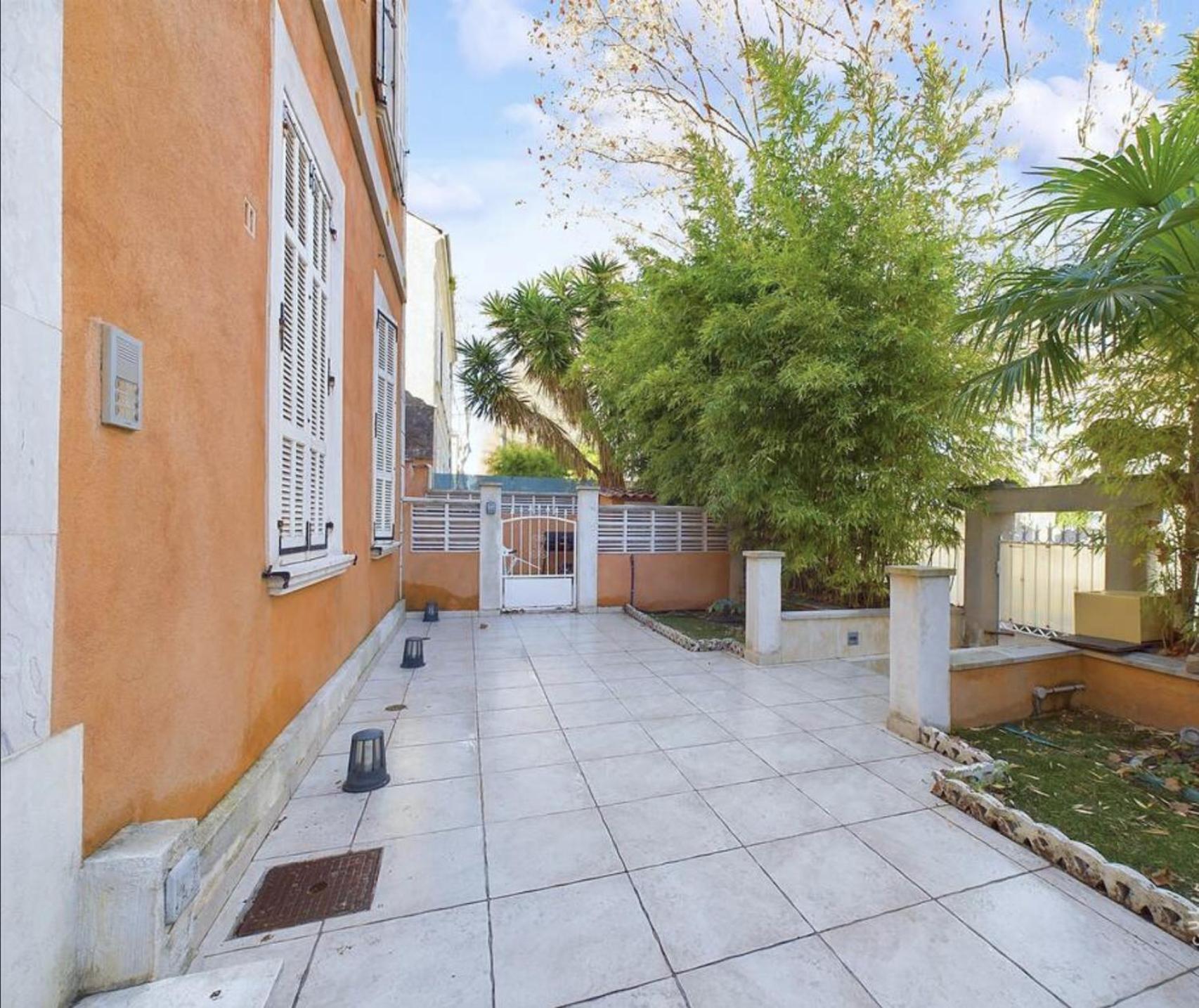 Residence Villa Ange ลาแซน-ซูร์-แมร์ ภายนอก รูปภาพ